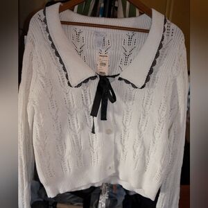 White Knit Collared Cardigan